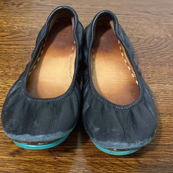 Used black tieks flats size 8 - Picture 3 of 3